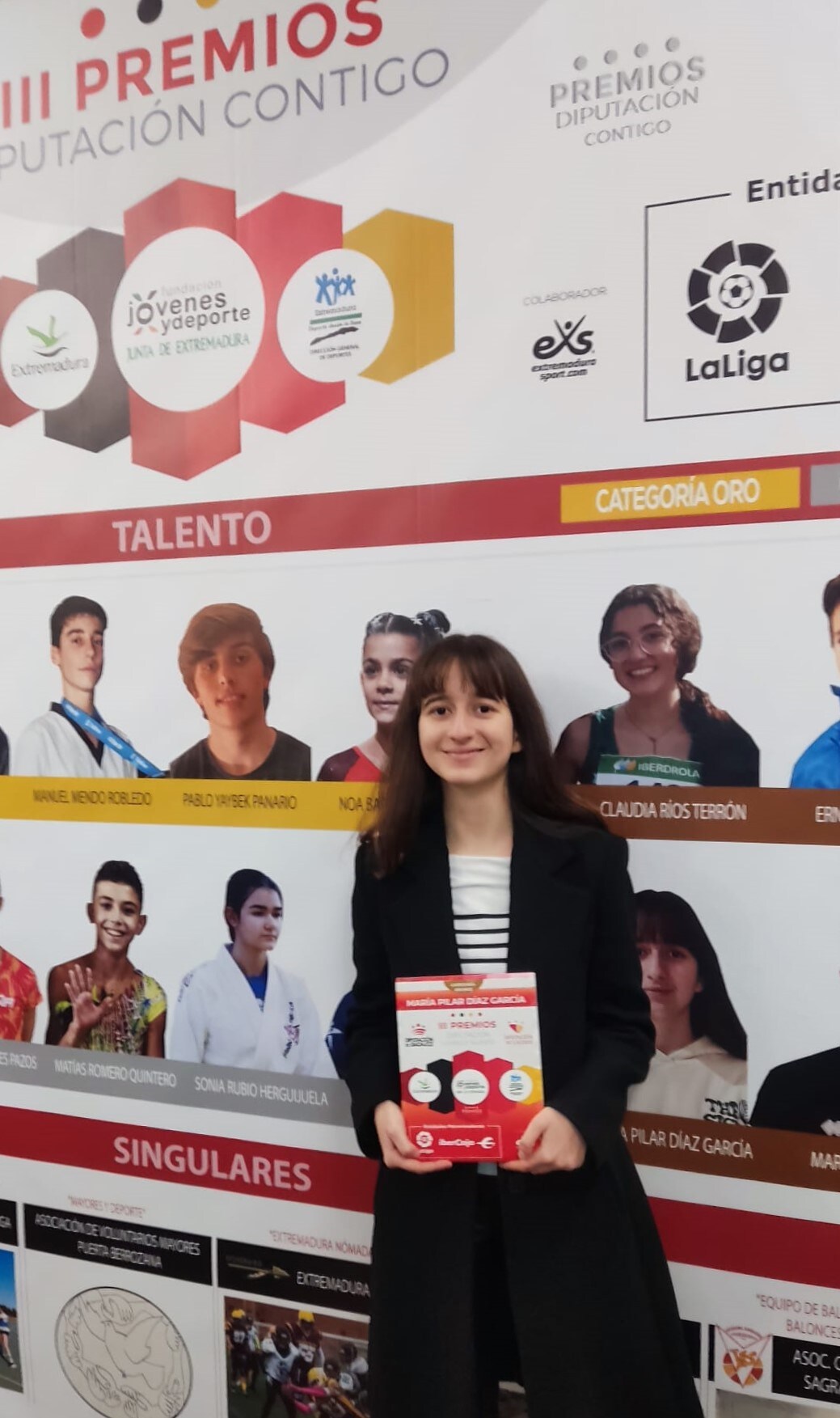La ajedrecista del Ruy López Pilar Díaz recoge uno de los Premios Diputación Contigo