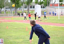 Algunos de los alumnos participando en este evento eportivo