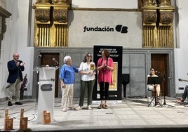 Momento de la entrega del Premio