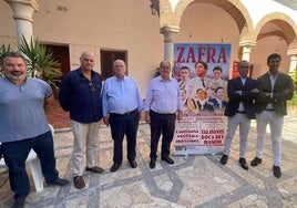 Presentación del los carteles en el ayuntamiento