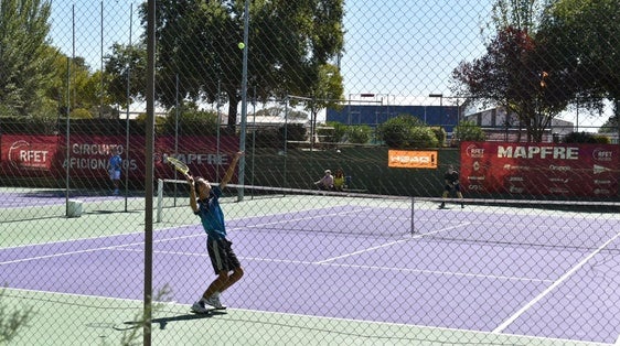 Vuelve el circuito de tenis promocional a la Ciudad Deportiva con más de 70 jugadores