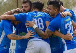 Los jugadores celebran uno de los goles