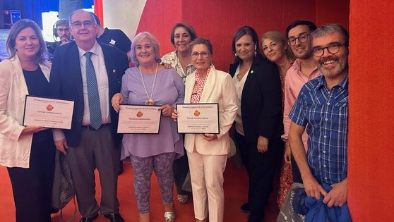 Nueve negocios locales premiados por su trayectoria histórica en el II Foro de Comercio de Extremadura