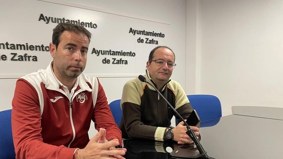 La Federación Extremeña de Fútbol exhibirá en el Ayuntamiento importantes trofeos de las selecciones españolas