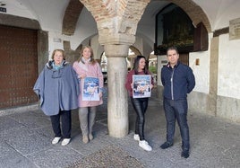 Representantes de las asociaciones empresariales durante la presentación