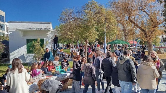 Artesanía, talleres y espectáculos de animación centraron el Merkajoven