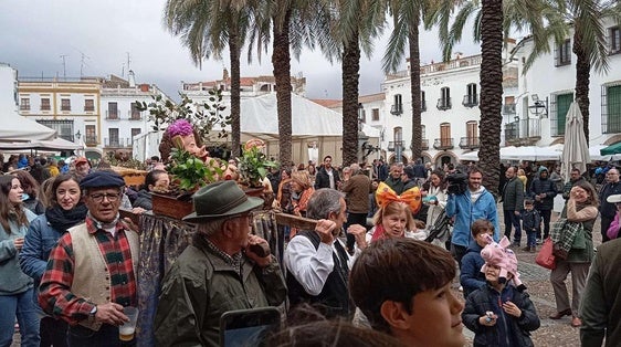 Buen ambiente de público en la tradicional Bacanal de la Grasa
