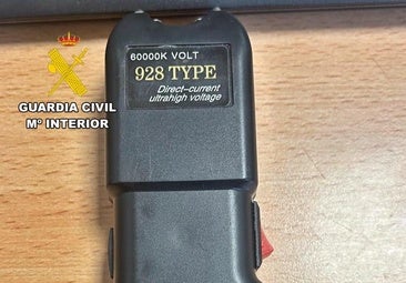 Pistola eléctrica tipo Taser