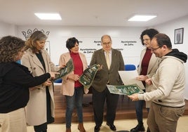 Los partitipantes en la presentación del evento solidario