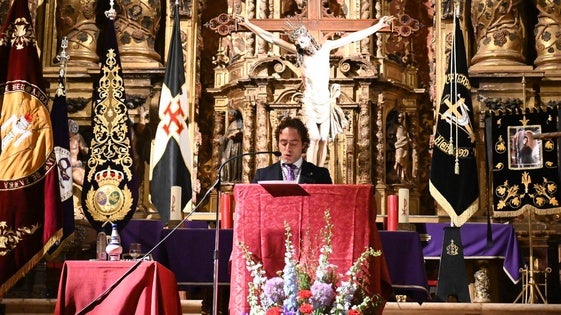 Andrés Malpica pronunció el Pregón de Semana Santa con mucho sentimiento y reivindicativo