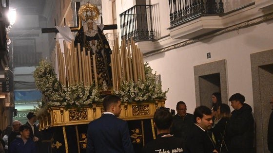 La Soledad cerró con recogimiento y solemnidad la noche del Viernes Santo