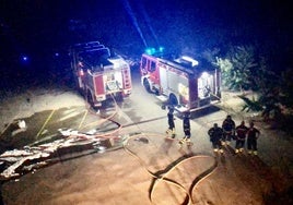 Los bomberos en una de las intervenciones en la provincia