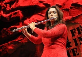 Ostalinda Suárez durante una de sus actuaciones en el festival