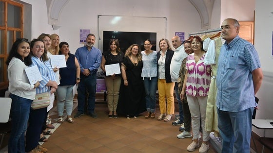 Clausurado el programa SARA de diseño y confección