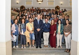 Foto de familia de los participantes en estas primeras jornadas