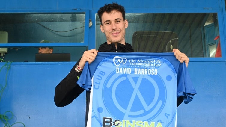 El atleta David Barroso recibió un homenaje del Club Deportivo Zafra