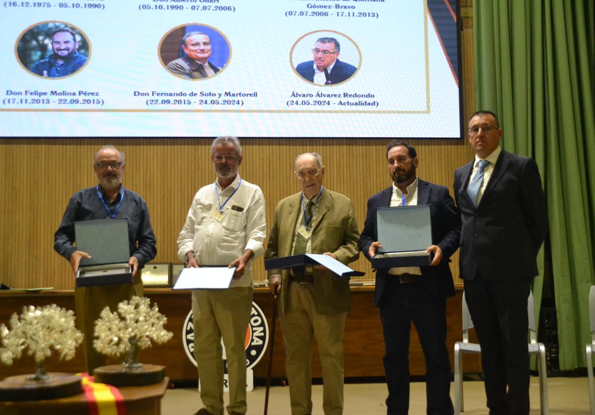 Antiguos presidentes de la asociación junto al actual