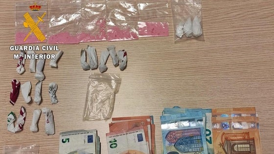 La Guardia Civil detuvo a dos jóvenes por traficar con droga en la feria