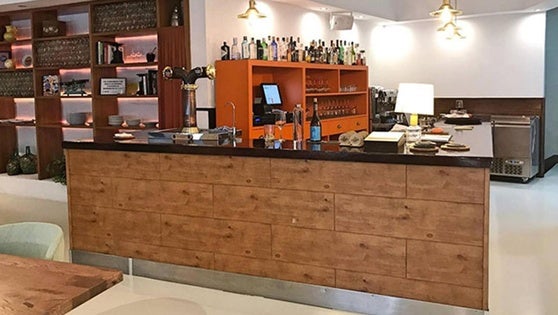 El restaurante Acebuche finalista de los Premios en Salsa del diario HOY