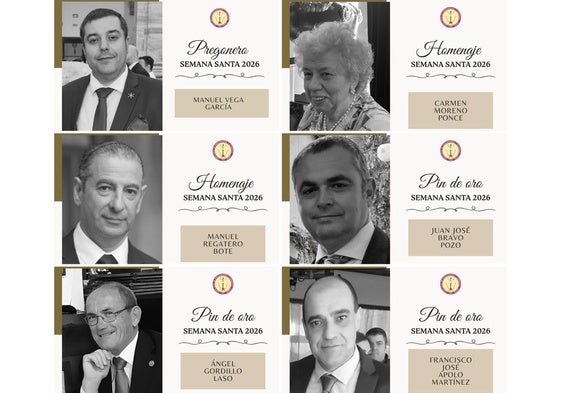 El pregonero junto a los homenajeados en