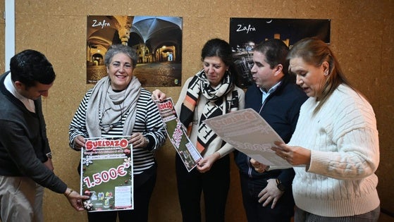 El comercio asociado sortea 1.500 euros en su campaña de Navidad