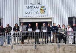 Foto de familia durante el acto