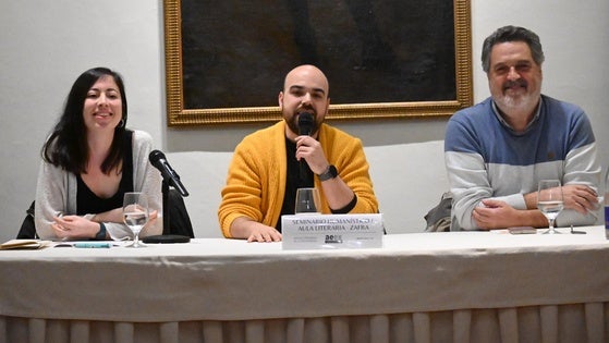 Paco Najarro compartió su poesía más íntima en el Seminario Humanístico