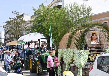 Los perregrinos rumbo a la ermita