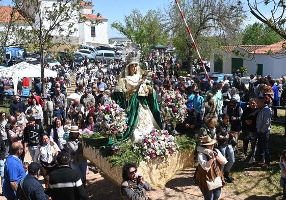 Proecesión de la Virgen de Belén en el entorno de su ermita