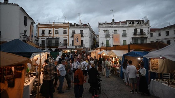 El Mercado del Siglo de Oro vuelve a las plazas porticadas en todo su esplendor