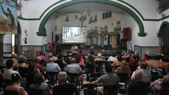 El Centro Obrero recordó los 90 años de resistencia antifranquista con una jornada de memoria histórica