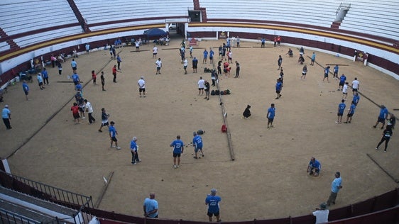 Un momento del torneo en la plaza de toros