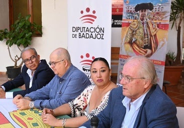 Presentación de los festejos taurinos en el Ayuntamiento