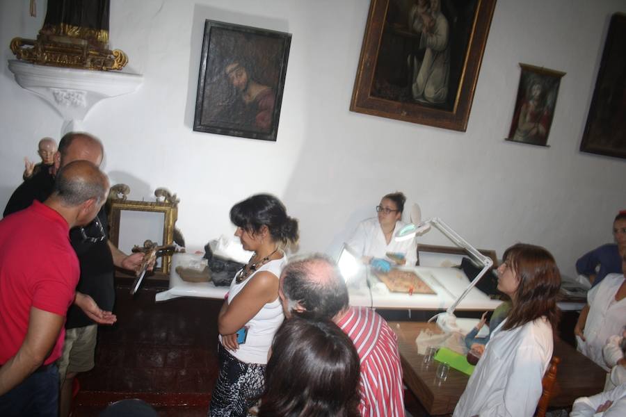 Los visitantes de Santa Clara pueden ver el proceso de restauración