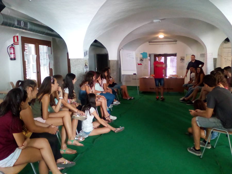 Actividades en la piscina con Acudex