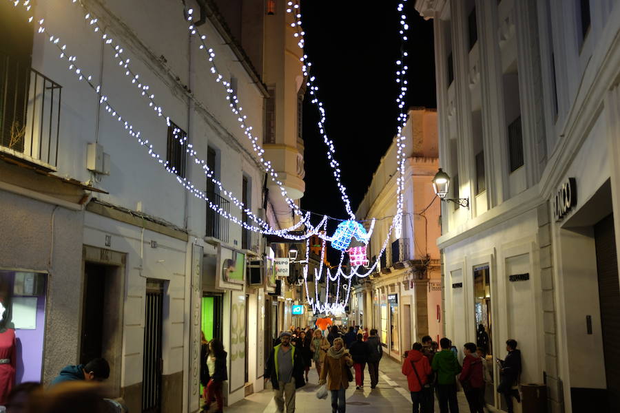 El comercio satisfecho con la Noche en Blanco