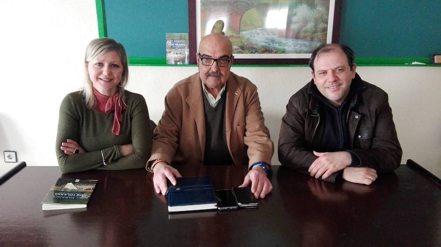 Zafra y Jarandilla reunidas en la presentación de "El Paraíso de Hilario"