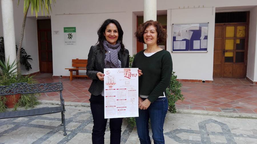 Monreal y Claver con el cartel anunciador 