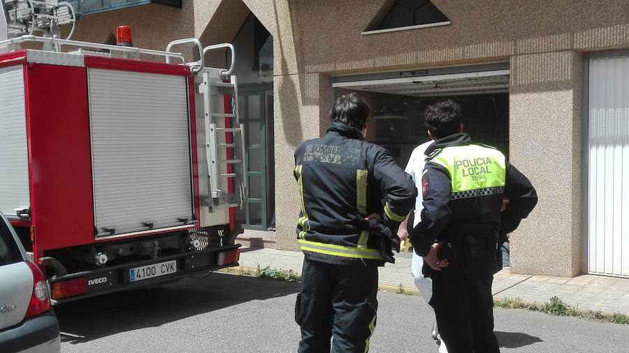 Un descuido provoca un conato de incendio en una cochera
