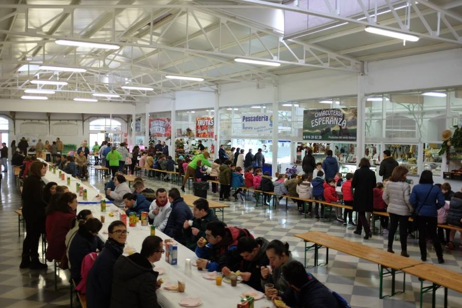 Zafra celebra Santa Brígida con un desayuno gratuito y una misa extremeña