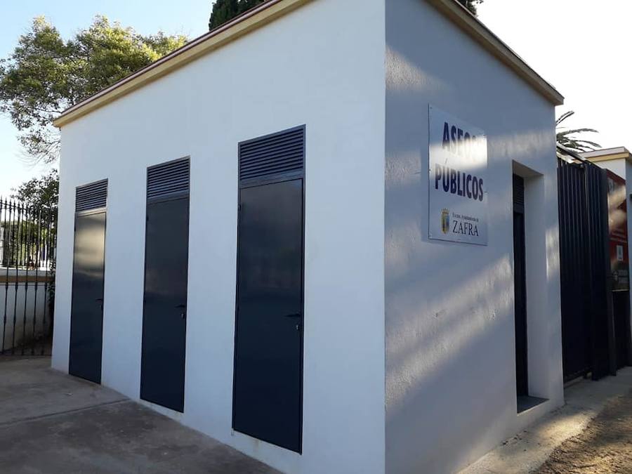 Ya funcionan los nuevos aseos públicos del parque de la Paz