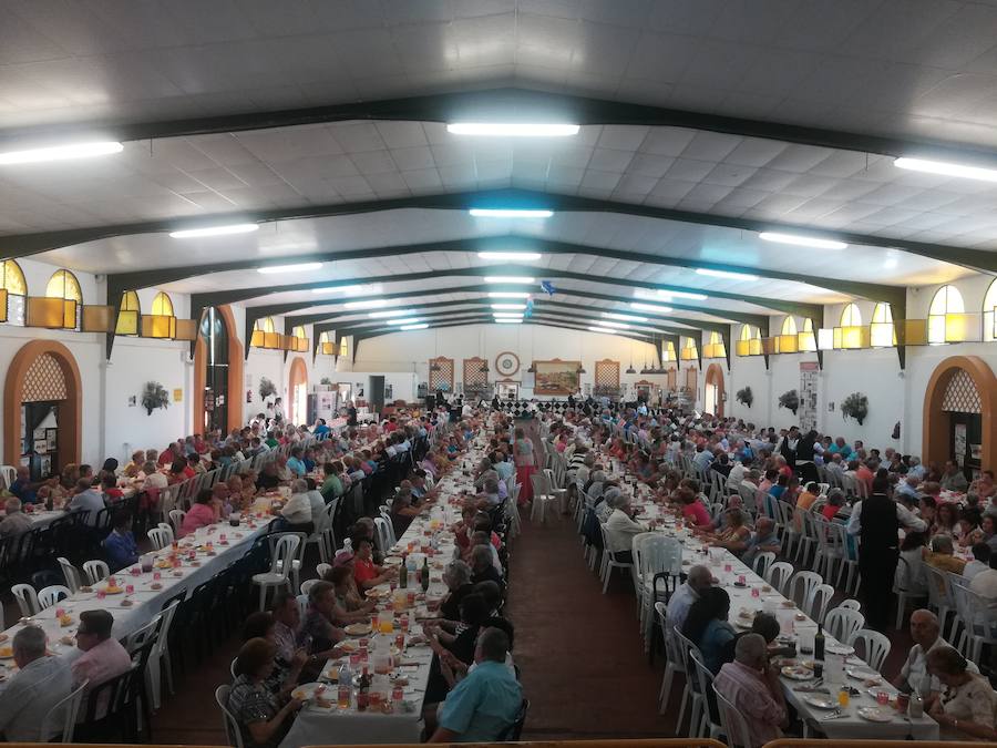 Caseta municipal llena 