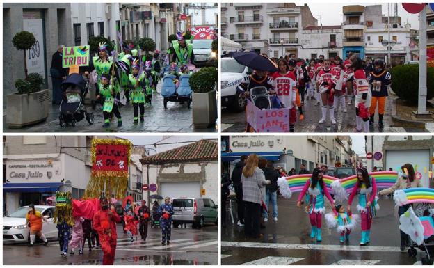 Grupos participantes en el desfile de disfraces 