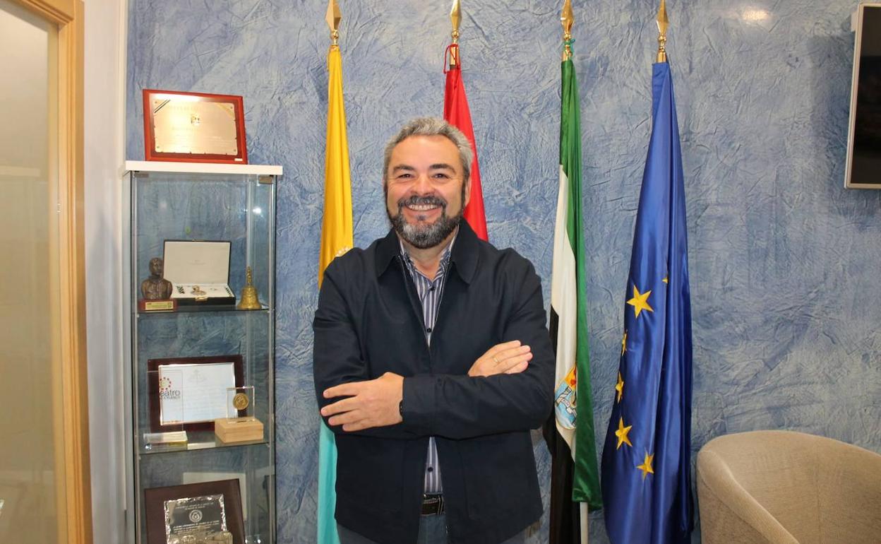 José Antonio Murillo, alcalde de Zalamea de la Serena, en el Ayuntamiento 