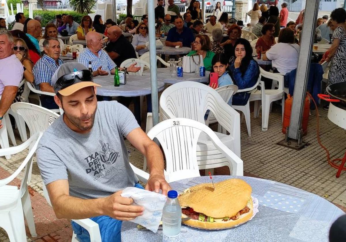 La hamburguesa gigante de Lolo sigue imbatida