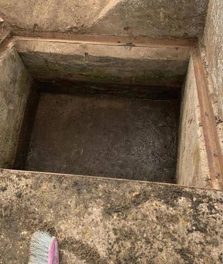 Imagen secundaria 2 - El Ayuntamiento de Zalamea limpia las posibles zonas de inundación