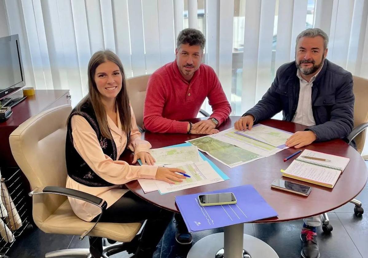 El alcalde ilipense se reúne con el Director General de Infraestructuras Viarias de la Consejería de Infraestructuras, Transporte y Vivienda de la Junta de Extremadura