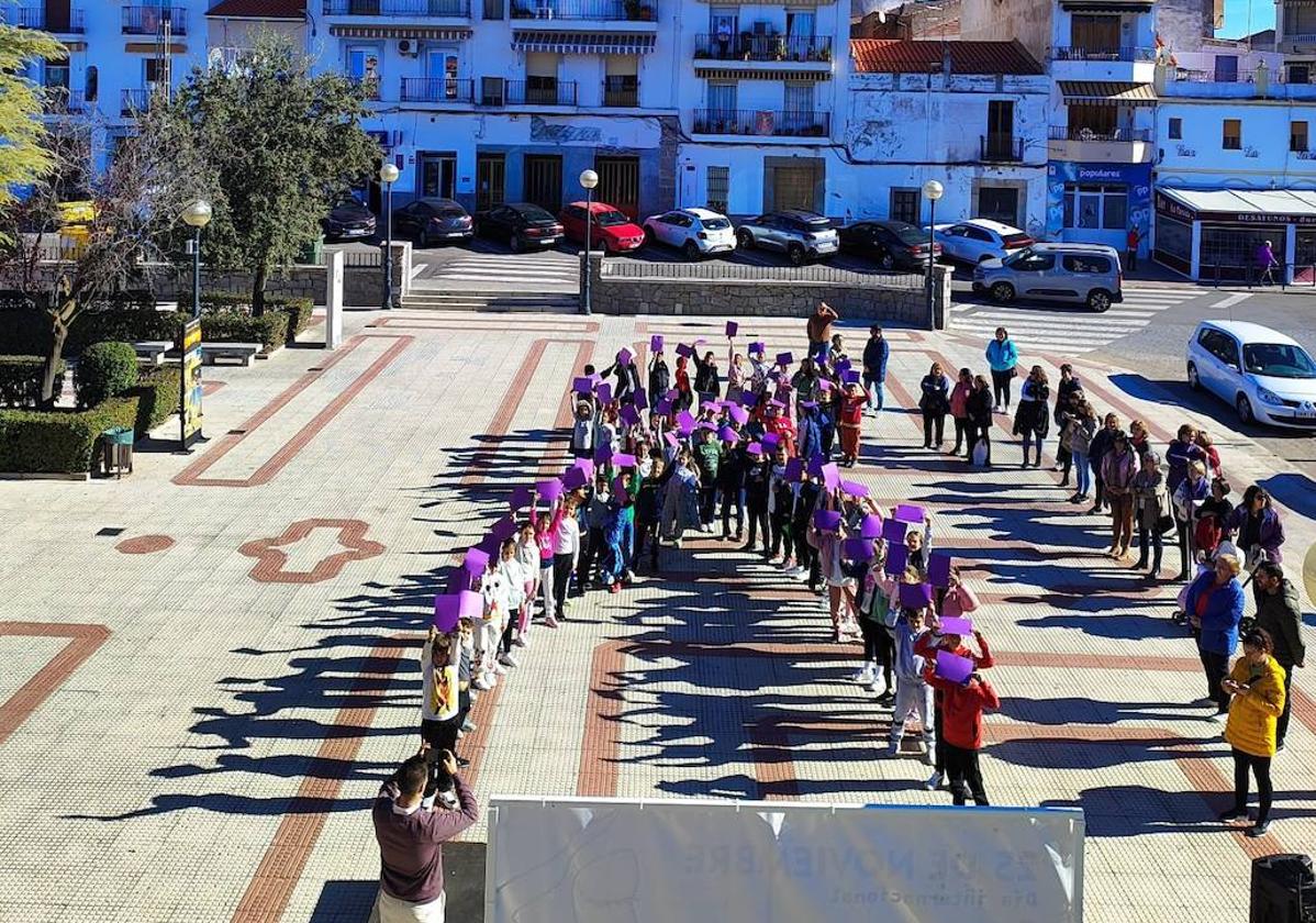 Zalamea se mueve contra la violencia de género