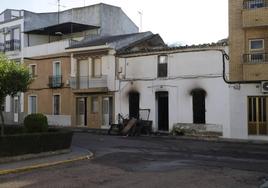 Exterior de la casa incendiada el pasado miércoles.