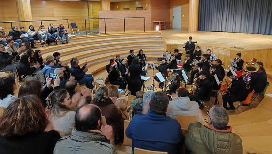 Los ilipenses disfrutaron de una tarde mágica de música con la Banda Municipal de Música de Zalamea